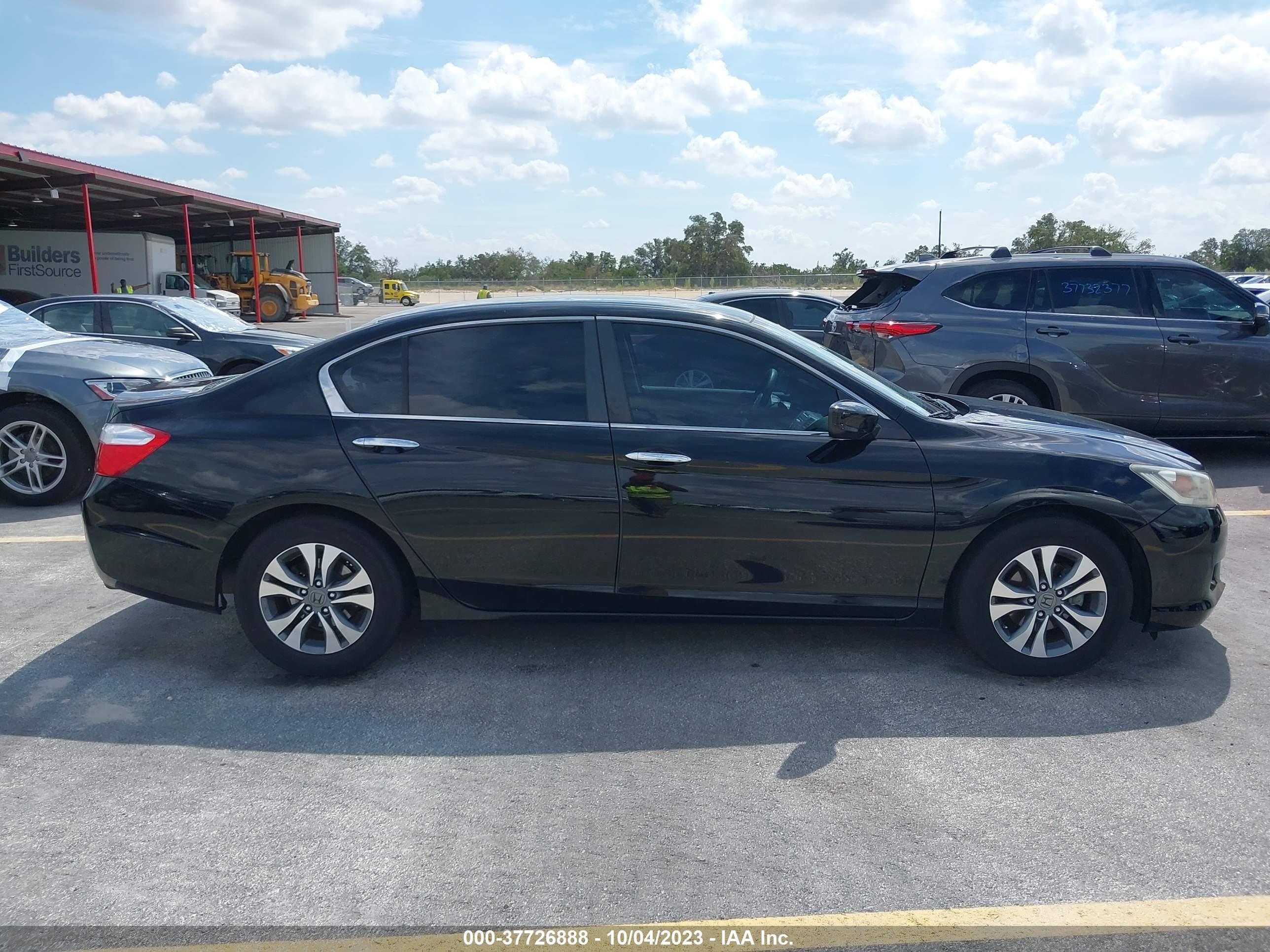 Photo 12 VIN: 1HGCR2F32FA156769 - HONDA ACCORD 