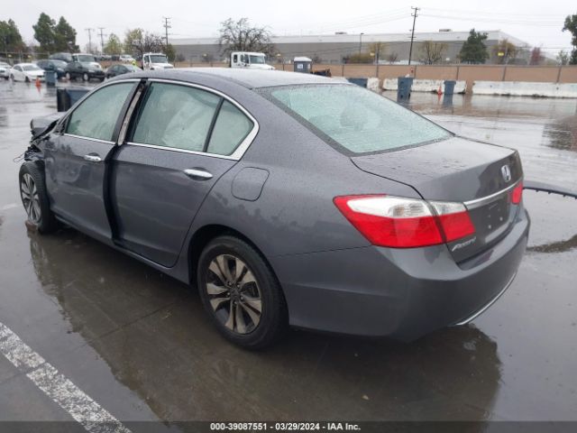 Photo 2 VIN: 1HGCR2F32FA177332 - HONDA ACCORD 