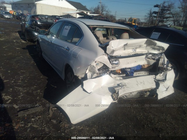 Photo 2 VIN: 1HGCR2F32FA228778 - HONDA ACCORD SEDAN 