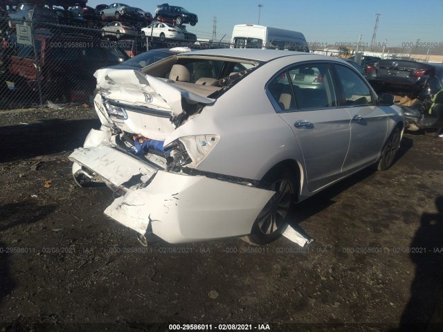 Photo 3 VIN: 1HGCR2F32FA228778 - HONDA ACCORD SEDAN 