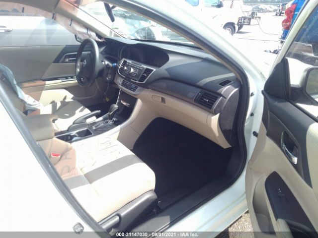 Photo 4 VIN: 1HGCR2F32FA231891 - HONDA ACCORD SEDAN 