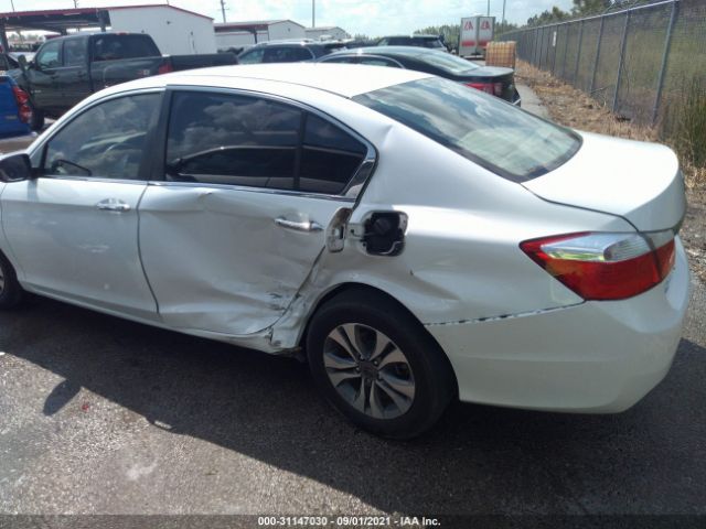 Photo 5 VIN: 1HGCR2F32FA231891 - HONDA ACCORD SEDAN 