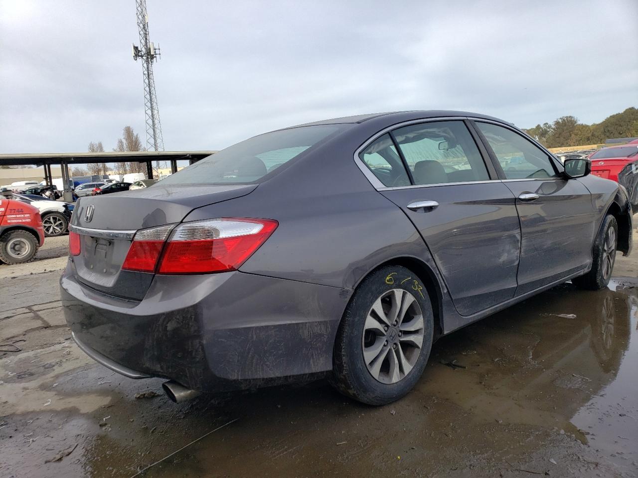 Photo 2 VIN: 1HGCR2F32FA240624 - HONDA ACCORD 