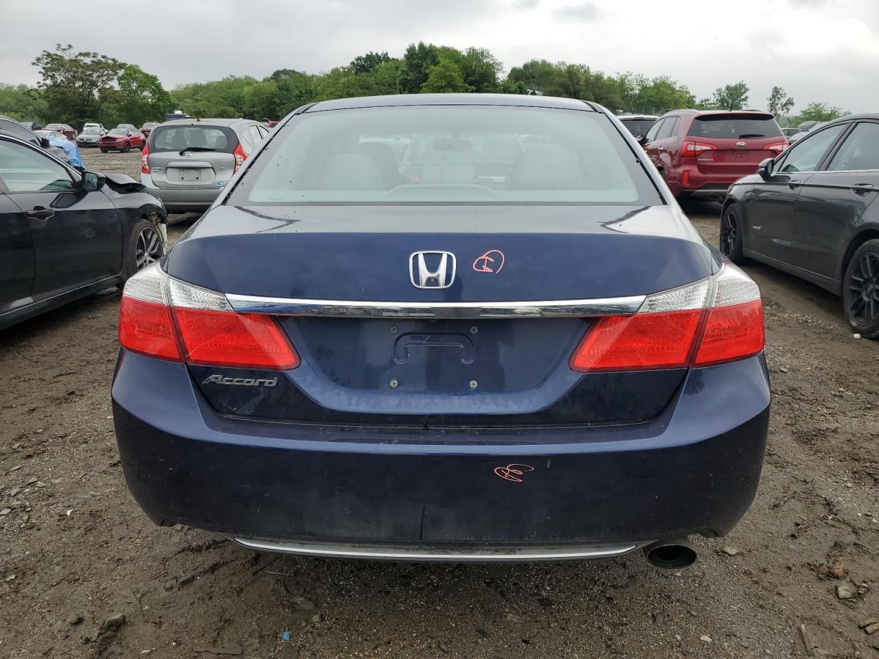 Photo 5 VIN: 1HGCR2F32FA242826 - HONDA ACCORD 