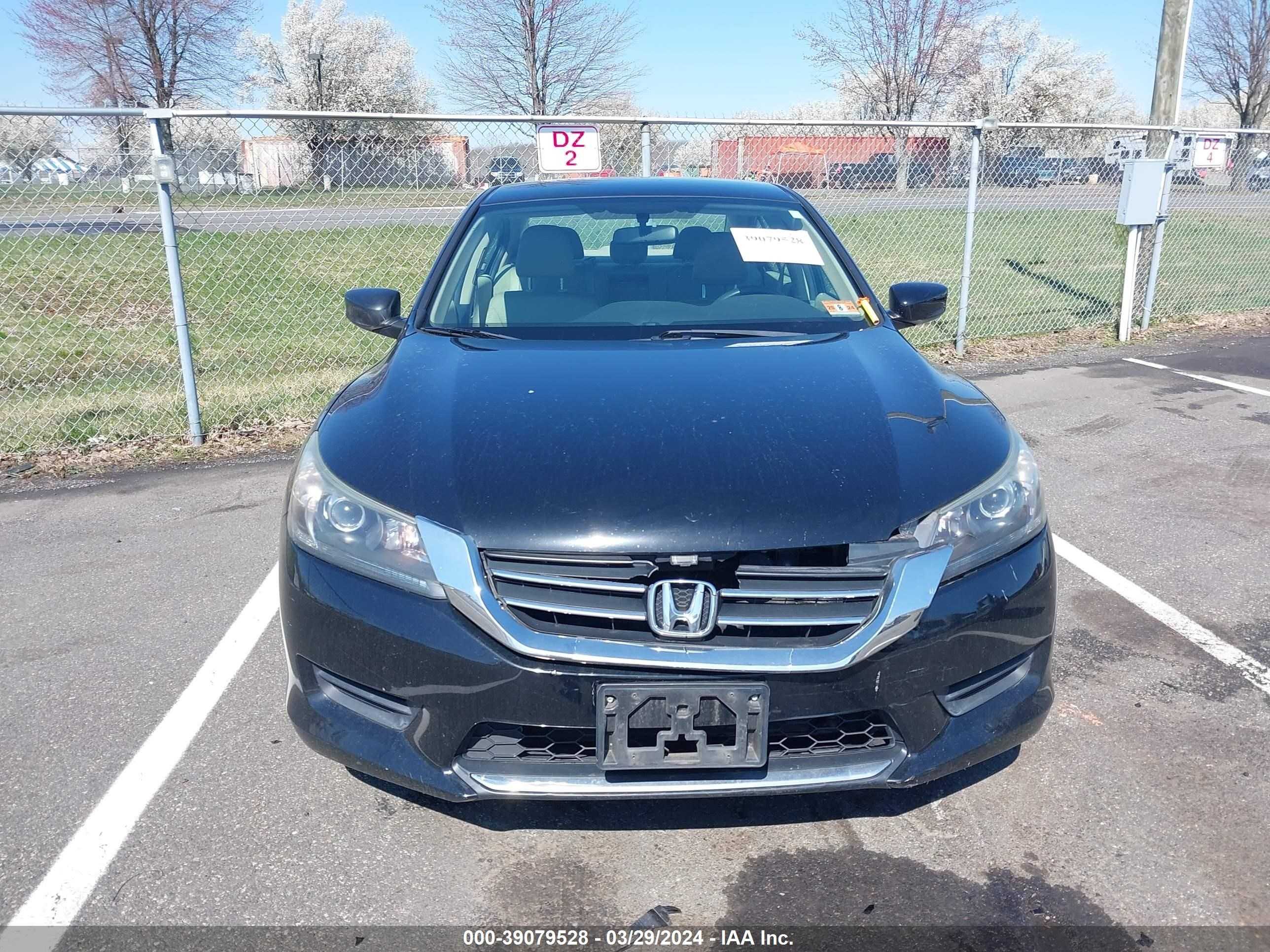 Photo 11 VIN: 1HGCR2F32FA259464 - HONDA ACCORD 