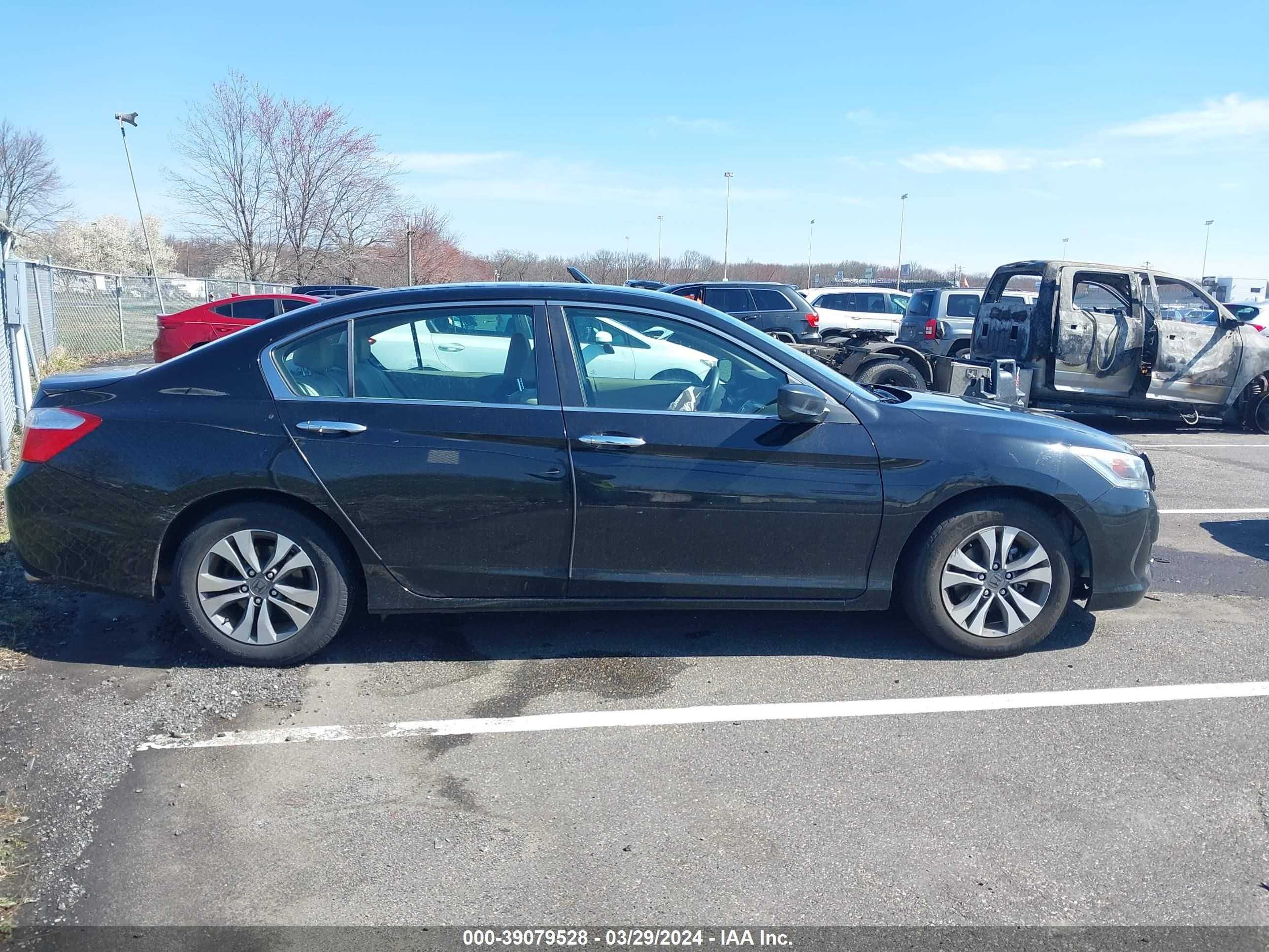 Photo 12 VIN: 1HGCR2F32FA259464 - HONDA ACCORD 