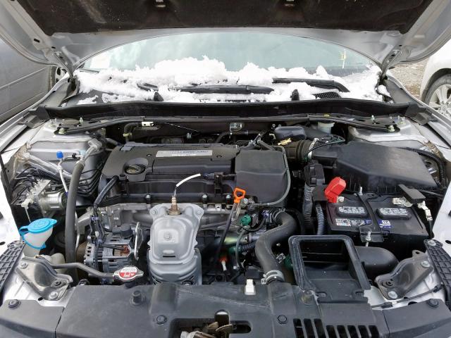 Photo 6 VIN: 1HGCR2F32FA801873 - HONDA ACCORD LX 