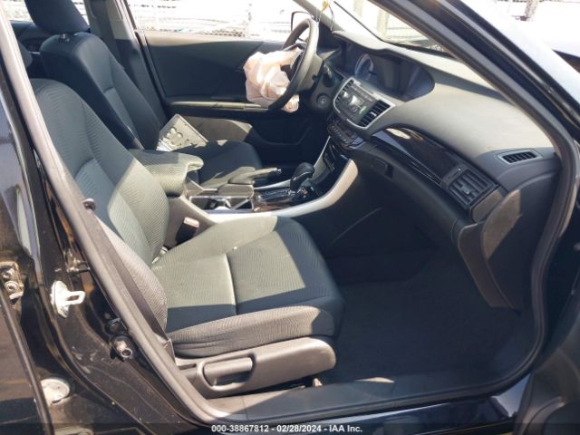 Photo 4 VIN: 1HGCR2F32GA007117 - HONDA ACCORD 