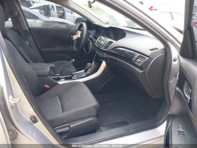 Photo 4 VIN: 1HGCR2F32GA030946 - HONDA ACCORD 