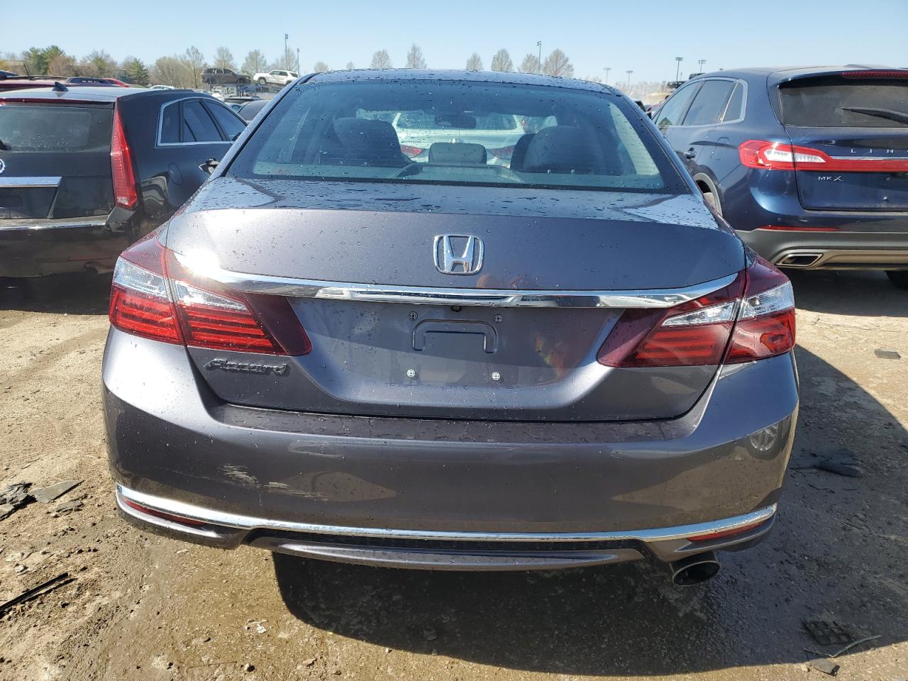 Photo 5 VIN: 1HGCR2F32GA045284 - HONDA ACCORD 