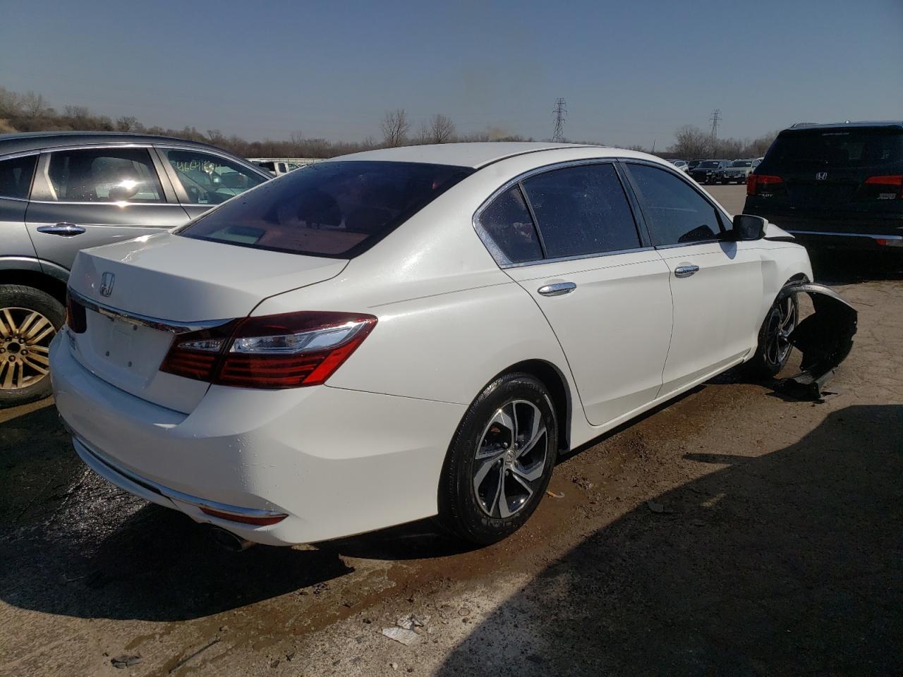 Photo 2 VIN: 1HGCR2F32GA059458 - HONDA ACCORD 