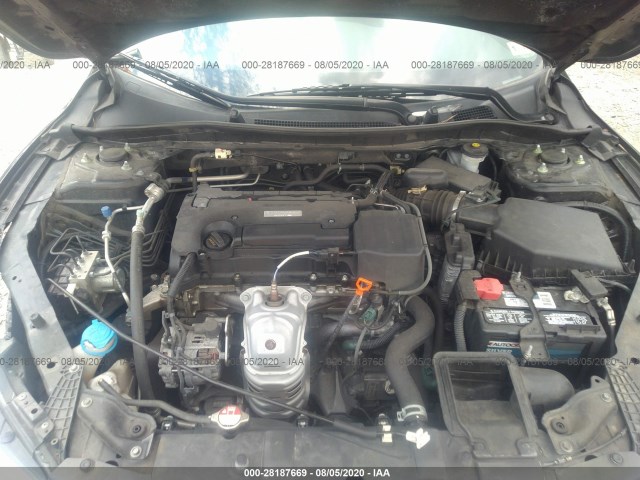 Photo 9 VIN: 1HGCR2F32GA070167 - HONDA ACCORD SEDAN 