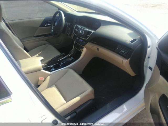 Photo 4 VIN: 1HGCR2F32GA105614 - HONDA ACCORD SEDAN 