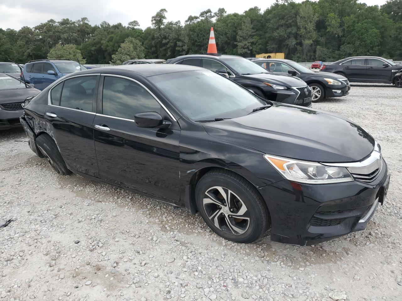 Photo 3 VIN: 1HGCR2F32GA126690 - HONDA ACCORD 