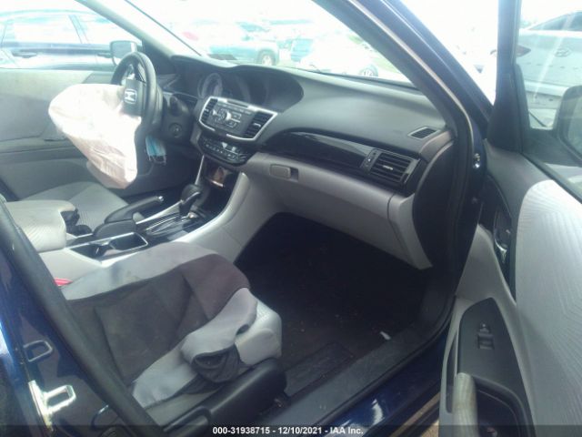 Photo 4 VIN: 1HGCR2F32GA138113 - HONDA ACCORD SEDAN 