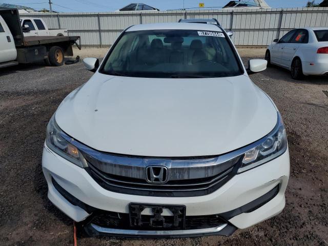 Photo 4 VIN: 1HGCR2F32GA165375 - HONDA ACCORD LX 