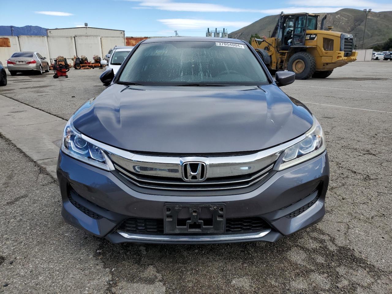 Photo 4 VIN: 1HGCR2F32GA191541 - HONDA ACCORD 