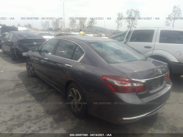 Photo 2 VIN: 1HGCR2F32GA207365 - HONDA ACCORD SEDAN 