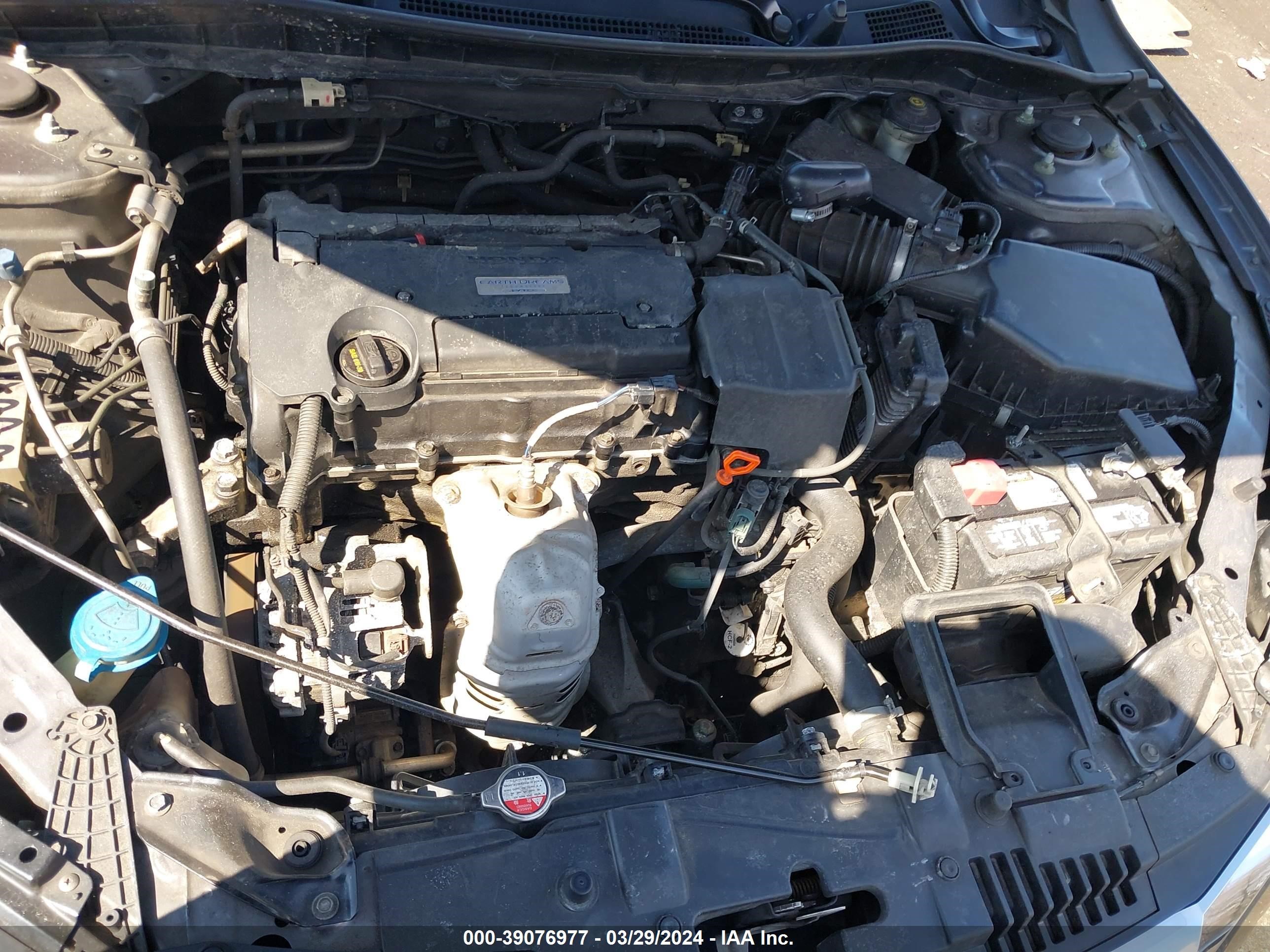 Photo 9 VIN: 1HGCR2F32GA217703 - HONDA ACCORD 