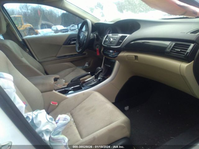 Photo 4 VIN: 1HGCR2F32GA247784 - HONDA ACCORD 