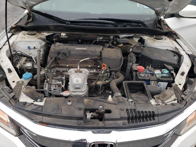 Photo 10 VIN: 1HGCR2F32HA012707 - HONDA ACCORD LX 