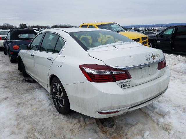 Photo 2 VIN: 1HGCR2F32HA017048 - HONDA ACCORD LX 