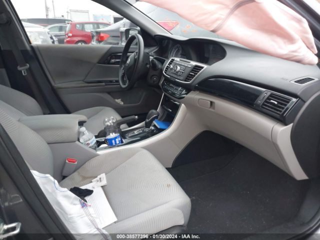 Photo 4 VIN: 1HGCR2F32HA045030 - HONDA ACCORD 