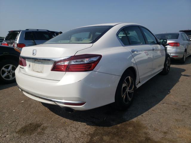 Photo 3 VIN: 1HGCR2F32HA051121 - HONDA ACCORD LX 