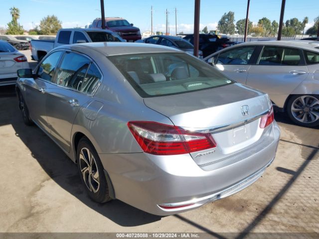 Photo 2 VIN: 1HGCR2F32HA055041 - HONDA ACCORD 