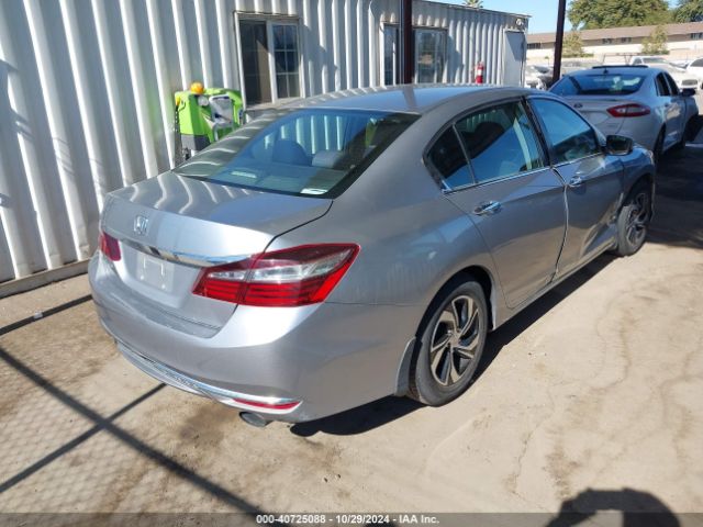 Photo 3 VIN: 1HGCR2F32HA055041 - HONDA ACCORD 