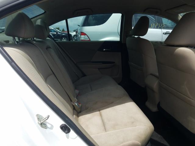 Photo 5 VIN: 1HGCR2F32HA060076 - HONDA ACCORD LX 