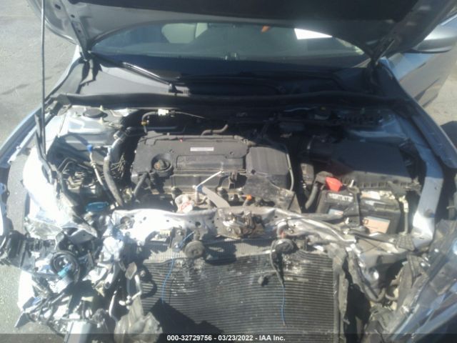 Photo 9 VIN: 1HGCR2F32HA119448 - HONDA ACCORD SEDAN 