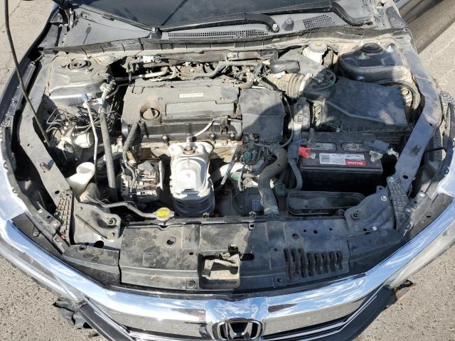 Photo 10 VIN: 1HGCR2F32HA136363 - HONDA ACCORD LX 