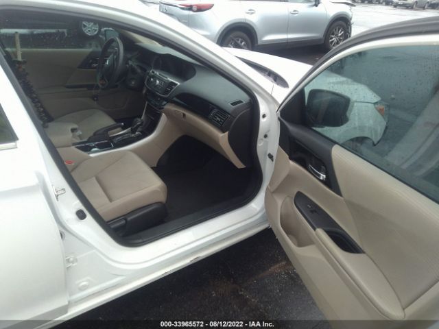 Photo 4 VIN: 1HGCR2F32HA146777 - HONDA ACCORD SEDAN 