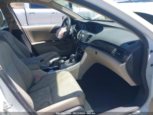 Photo 4 VIN: 1HGCR2F32HA164857 - HONDA ACCORD 