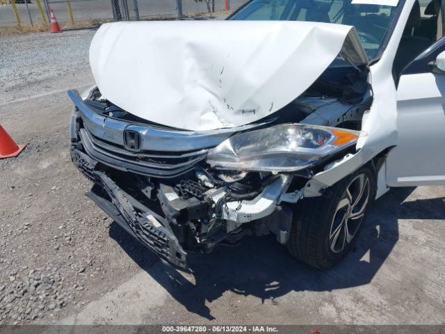 Photo 5 VIN: 1HGCR2F32HA164857 - HONDA ACCORD 