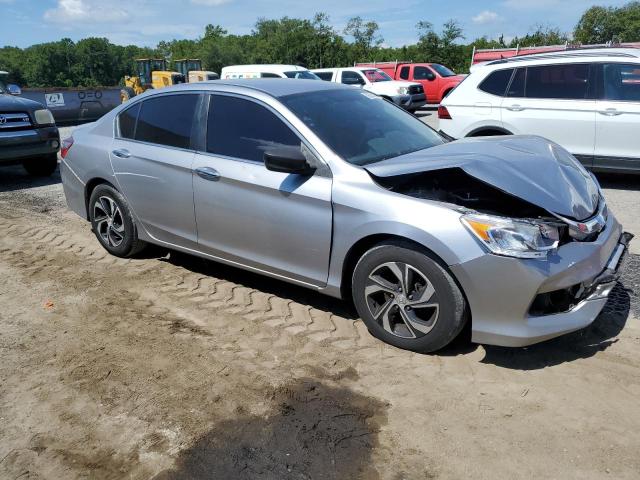 Photo 3 VIN: 1HGCR2F32HA224555 - HONDA ACCORD LX 