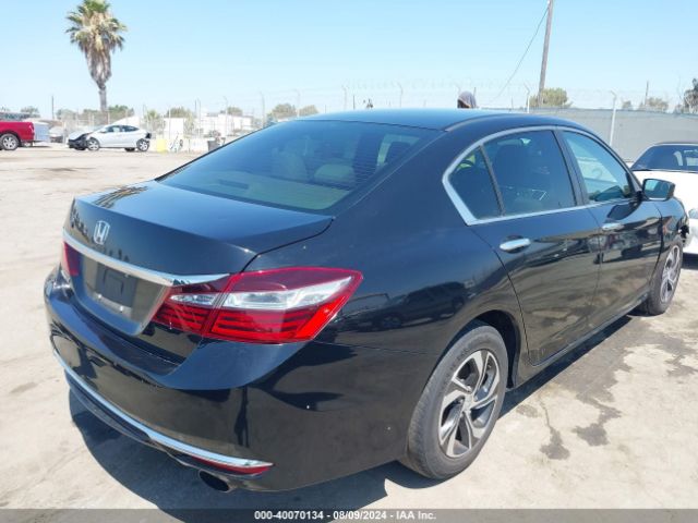 Photo 3 VIN: 1HGCR2F32HA258849 - HONDA ACCORD 