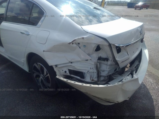 Photo 5 VIN: 1HGCR2F32HA263792 - HONDA ACCORD SEDAN 