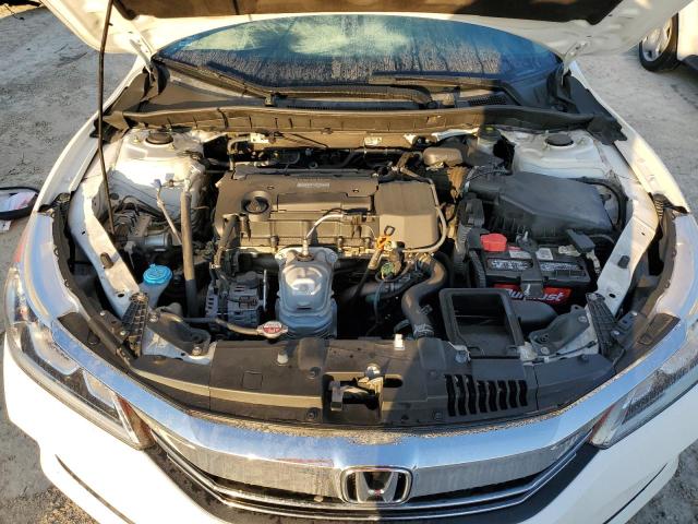 Photo 10 VIN: 1HGCR2F32HA275747 - HONDA ACCORD LX 