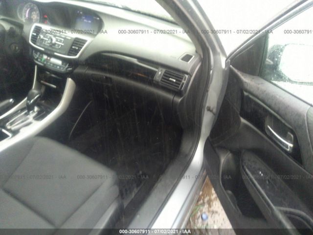 Photo 4 VIN: 1HGCR2F32HA279314 - HONDA ACCORD SEDAN 