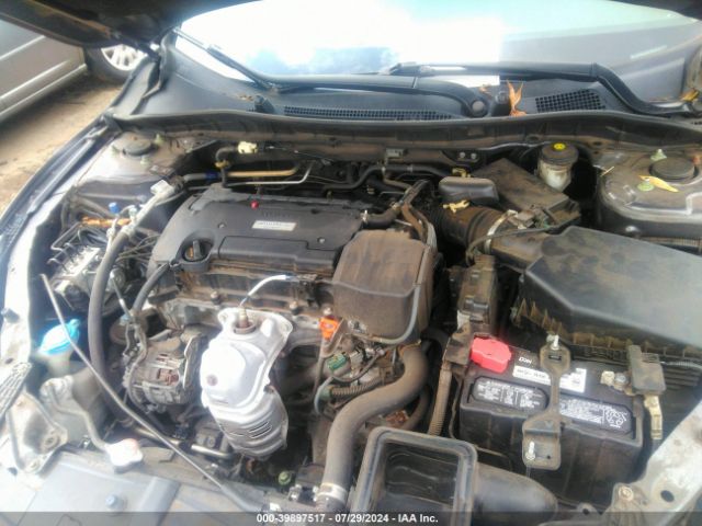 Photo 9 VIN: 1HGCR2F32HA305409 - HONDA ACCORD 