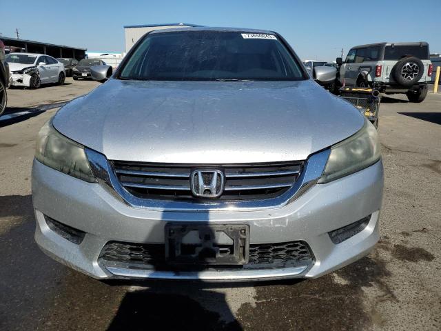 Photo 4 VIN: 1HGCR2F33DA000589 - HONDA ACCORD 