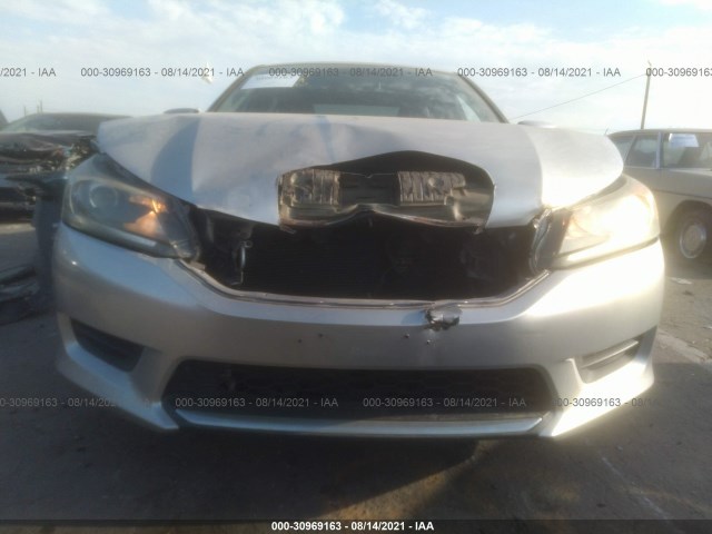 Photo 5 VIN: 1HGCR2F33DA020342 - HONDA ACCORD SDN 