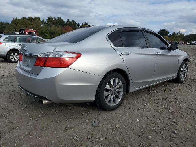 Photo 2 VIN: 1HGCR2F33DA027971 - HONDA ACCORD LX 