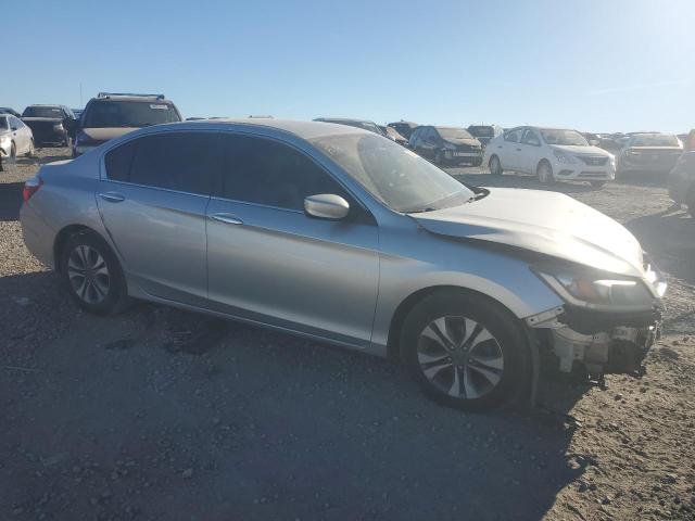 Photo 3 VIN: 1HGCR2F33DA032460 - HONDA ACCORD 