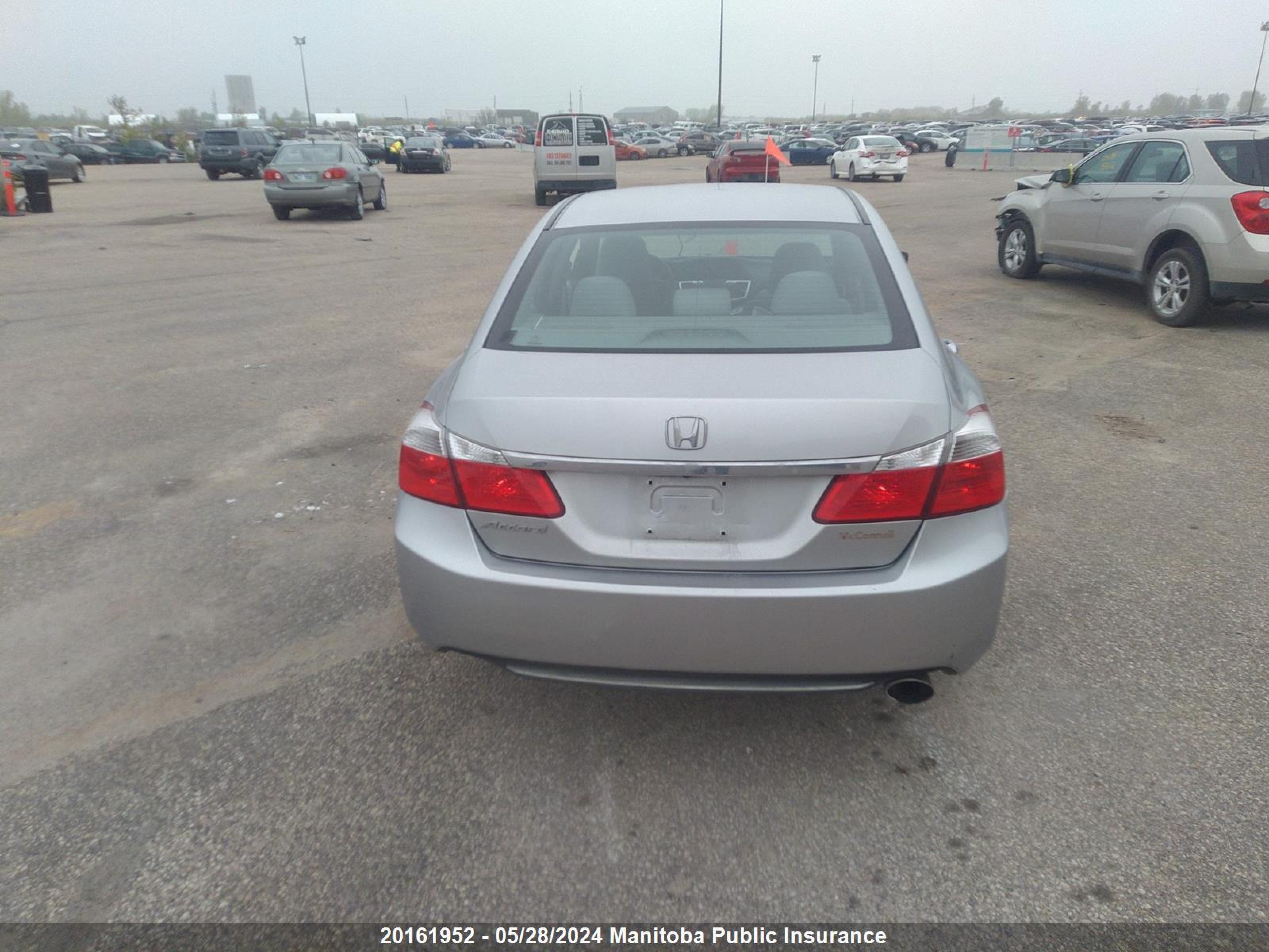 Photo 15 VIN: 1HGCR2F33DA053552 - HONDA ACCORD 