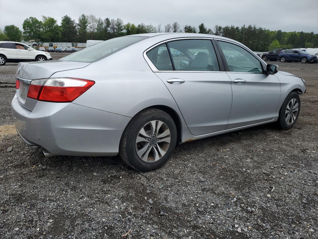 Photo 2 VIN: 1HGCR2F33DA060274 - HONDA ACCORD 