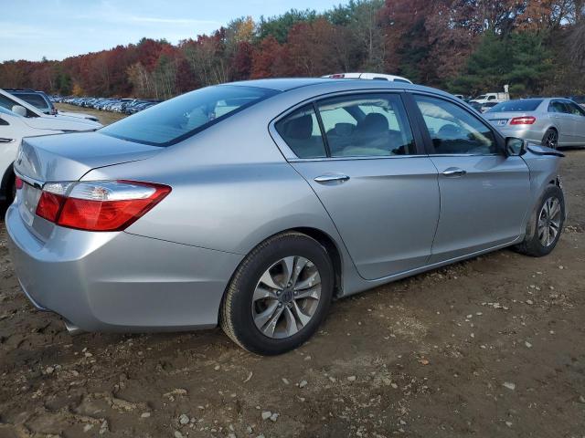 Photo 2 VIN: 1HGCR2F33DA069699 - HONDA ACCORD LX 