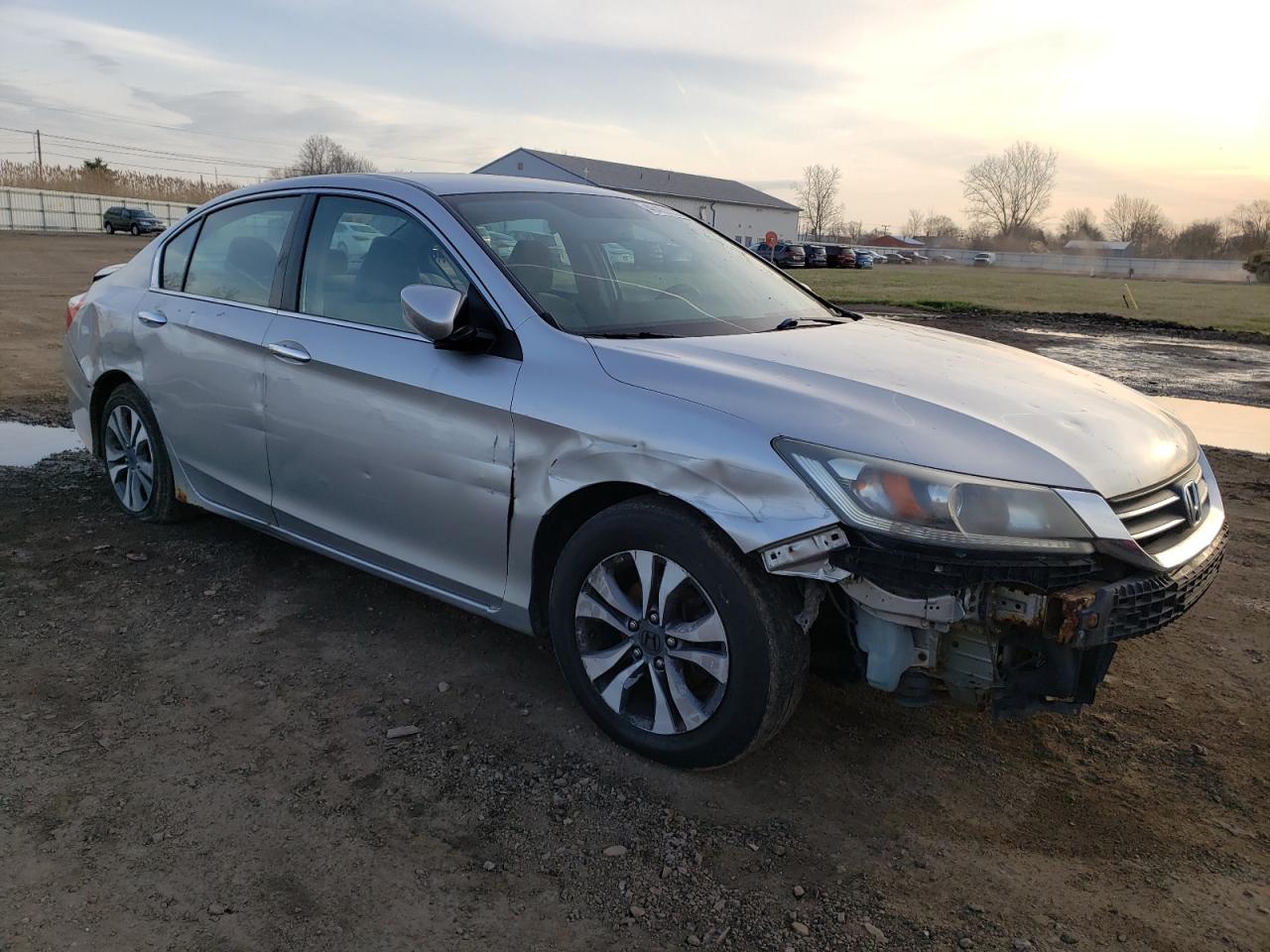 Photo 3 VIN: 1HGCR2F33DA075874 - HONDA ACCORD 